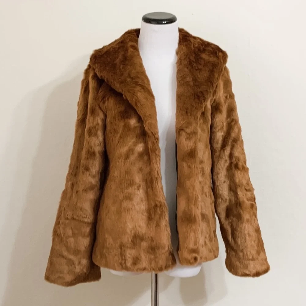 051 NWT Lulus Amuse Society Fur Ever Mine Jacket xs - Picture 4 of 6